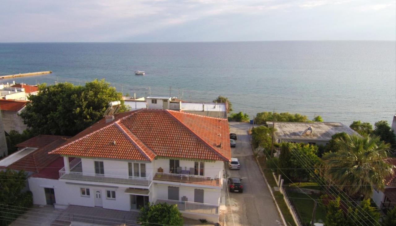 Seaside Apartments Неа-Іраклія Екстер'єр фото