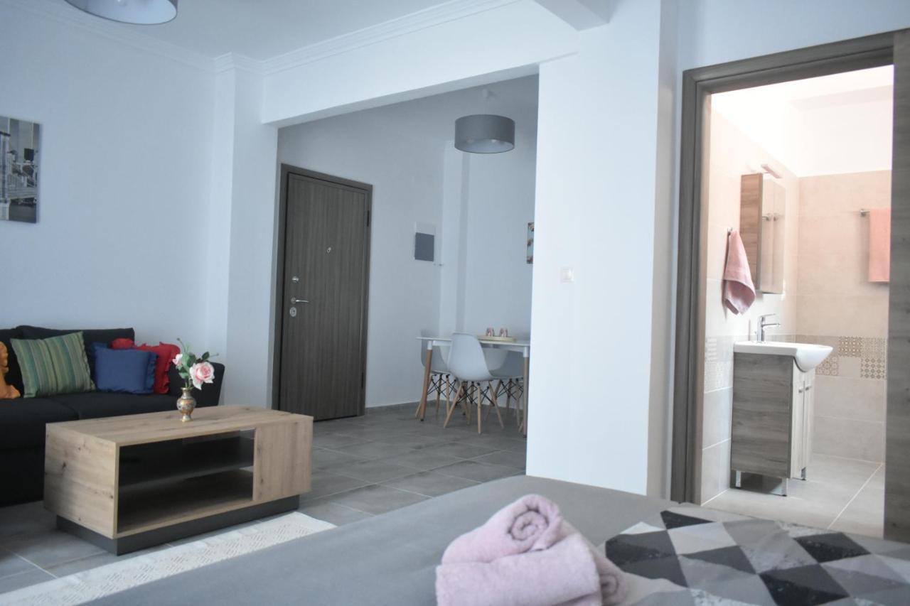 Seaside Apartments Неа-Іраклія Екстер'єр фото