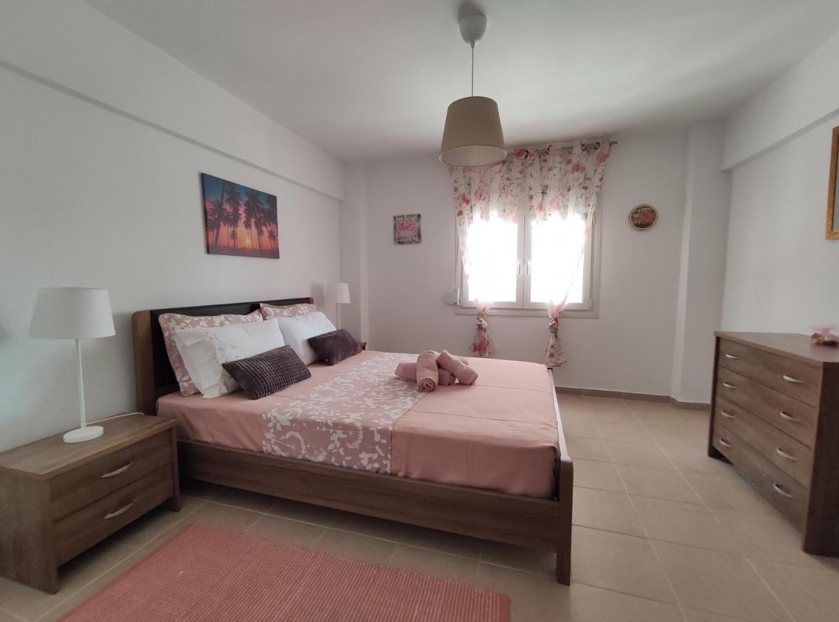 Seaside Apartments Неа-Іраклія Екстер'єр фото