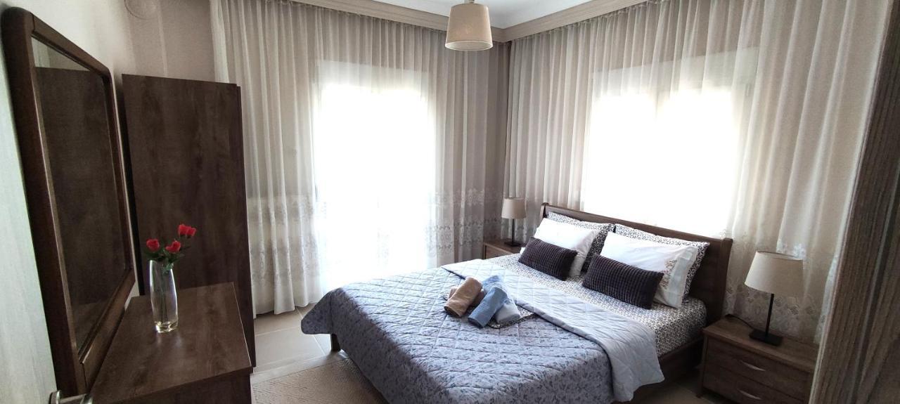 Seaside Apartments Неа-Іраклія Екстер'єр фото